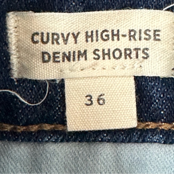 Madewell Women’s Curvy High-Rise Denim Shorts Size 36 Dark Wash Cut Offs - Picture 7 of 7